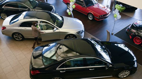 Названы самые популярные автомобили для лизинга в России