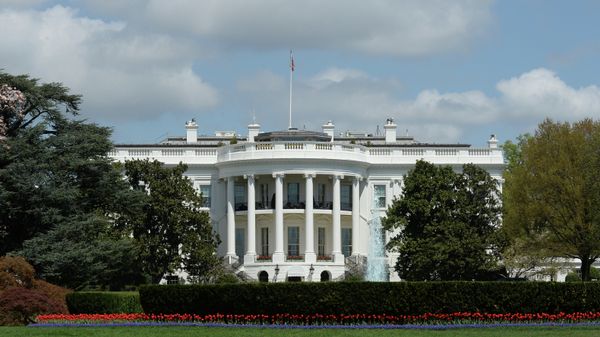 Верховный суд США разрешил строительство бального зала в Белом доме