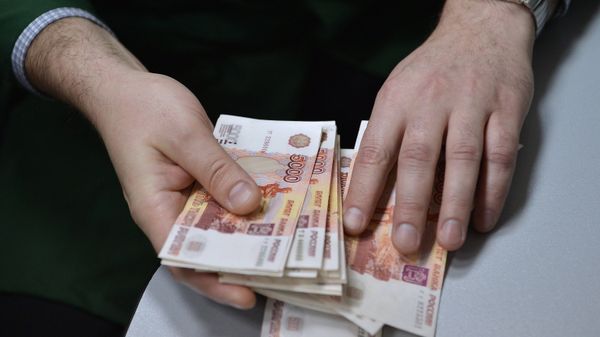 Потери клиентов банков от мошенников снизились до 7,35 миллиарда рублей