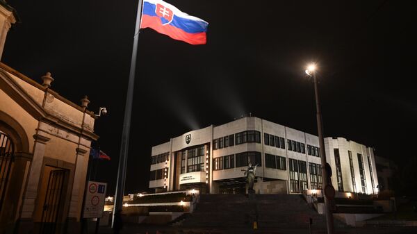 Словакия обратилась к Хорватии с просьбой пропустить нефть, пишут СМИ