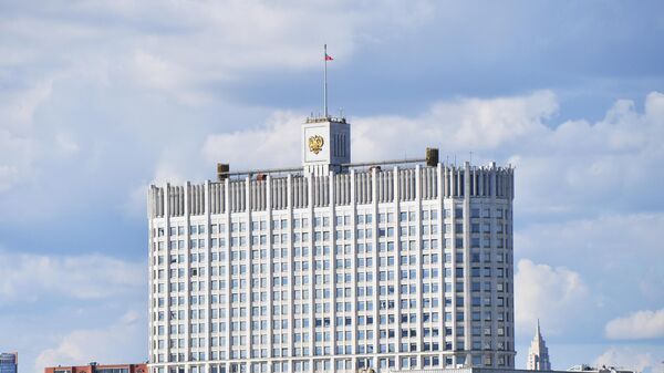 Путин поручил кабмину обеспечить долгосрочную сбалансированность бюджета