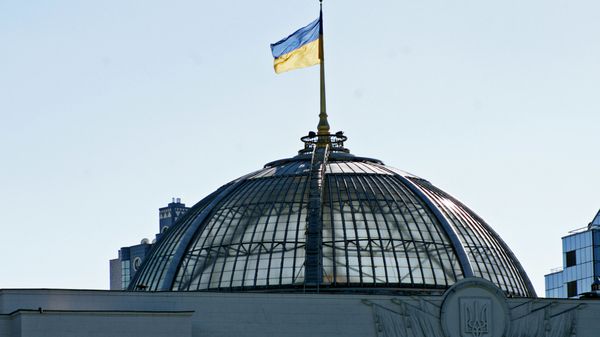 Украине не хватает средств на выплаты военным, заявили в Раде
