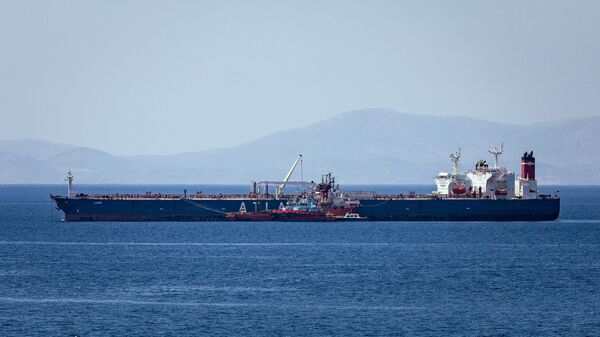 На Кубе завершили разгрузку российского танкера с гуманитарным грузом нефти