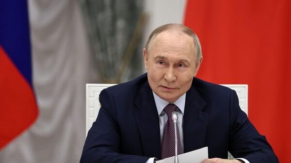 Глобальные цены на газ растут быстрее нефтяных, заявил Путин