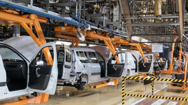 "АвтоВАЗ" планирует в 2026 году увеличить продажи в России и за рубежом