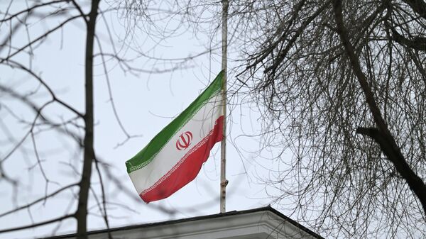 "Диктуют условия". Произошедшее на переговорах с США вызвало ярость в Иране