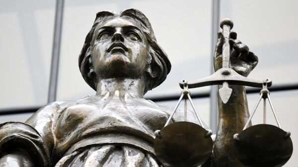 Суд взыскал с экс-гендиректора "Радио Свобода"* 6,4 миллиона рублей