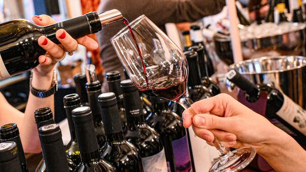В Роскачестве рассказали о переходе россиян на отечественные вина