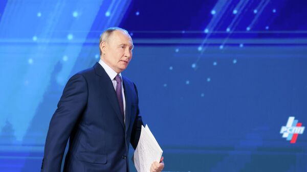 Закрытая встреча Путина с бизнесом длилась около двух часов