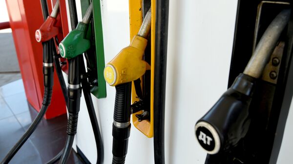 В России в январе выросли цены на бензин и дизельное топливо