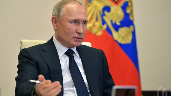 Путин поддержал приоритетную поставку топлива для Калининградской области