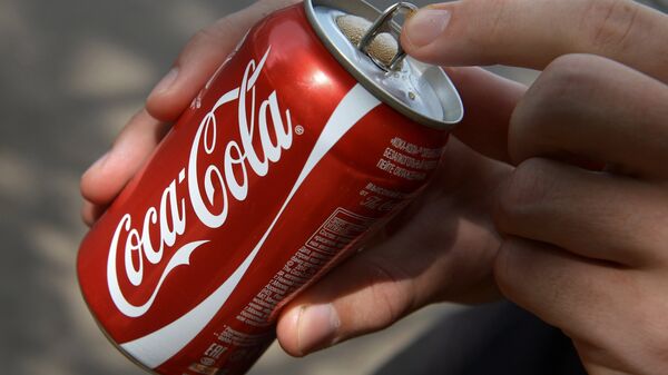 Coca-Cola продлила право на товарные знаки для работы в России