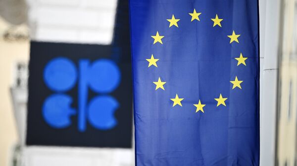 СМИ: США не введут новых санкций против российской нефти