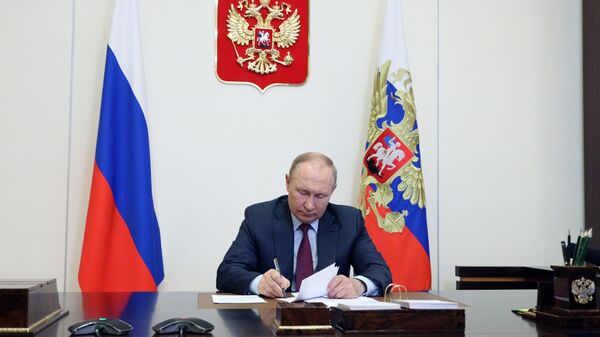 Путин подписал закон об ответственности за нарушения при утилизации отходов