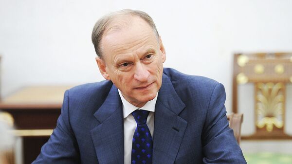 Патрушев рассказал о ситуации на морских подступах к Суэцкому каналу