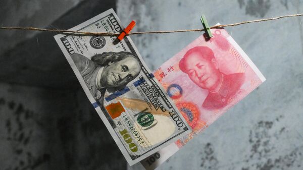 Официальный курс юаня на вторник - 11,09 рублей, доллара - 76,62 рублей