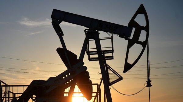 Цена нефти Brent выросла выше 94 долларов