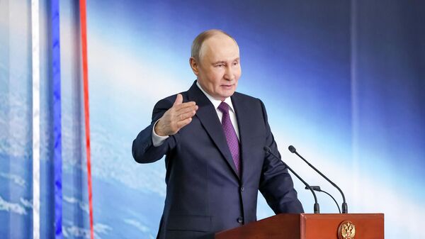 Путин назвал ЕАЭС эффективным интеграционным объединением