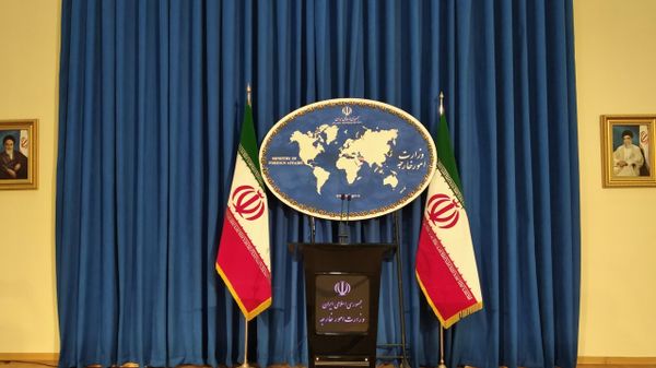 Иранский нефтяной танкер прорвал морскую блокаду США – госТВ Ирана
