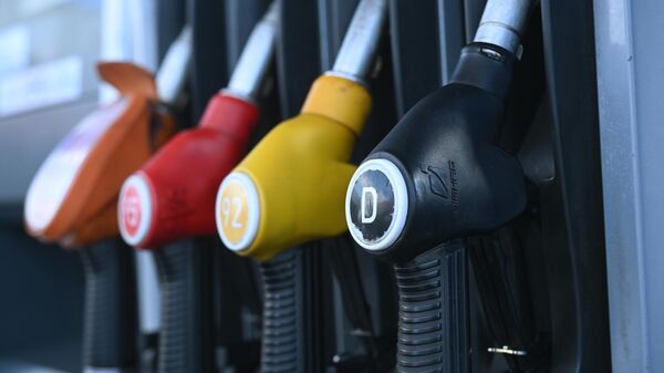 Цены на дизель в ФРГ могут достичь исторического максимума, сообщил ADAC