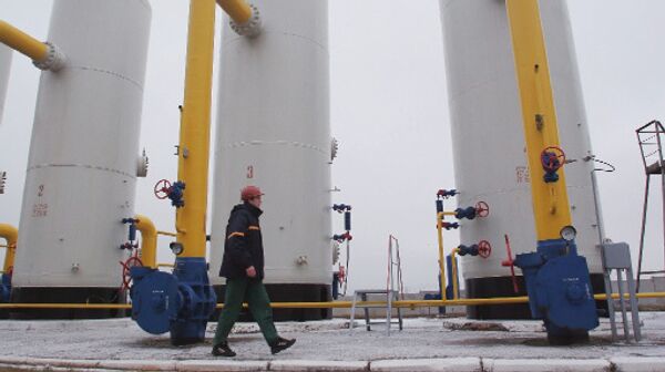Цены на газ в Европе снижаются на три процента