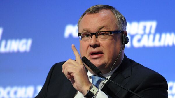 Костин призвал при звонке мошенников помнить фразу из "Мастера и Маргариты"