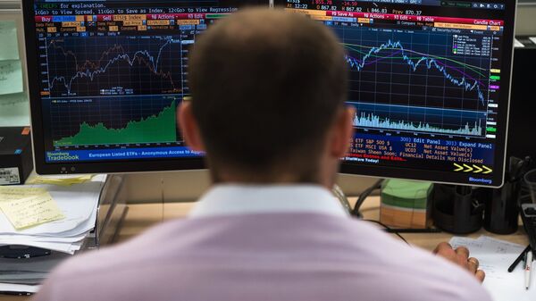 Российский рынок акций умеренно растет