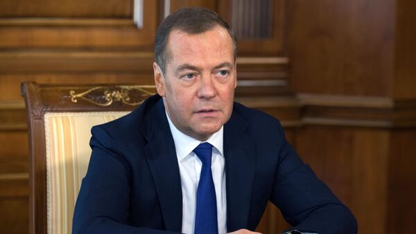 Народ Армении лишится рынка России, заявил Медведев