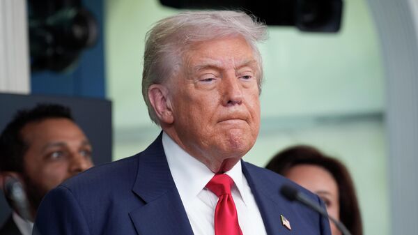 Трамп: иностранные государства в восторге от решения ВС США по пошлинам