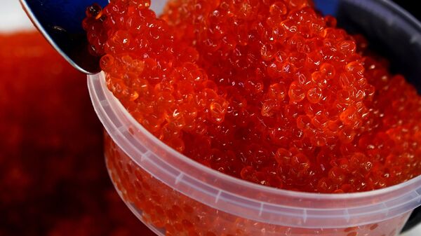 Доля фальсификата икры в России снизилась в 50 раз, заявили в Минпромторге