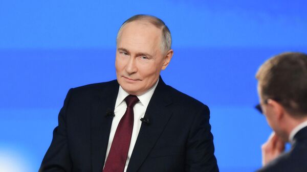 "Он ухмыляется". Заявление Путина вызвало панику на Западе