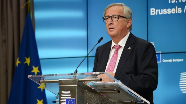 Юнкер призвал нормализовать отношения с Россией