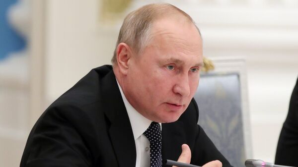 Песков рассказал об отношении Путина к статистике, публикуемой Центробанком