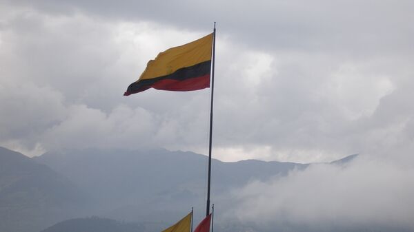 Эквадор вводит пошлину на импорт из Колумбии из-за наркотрафика